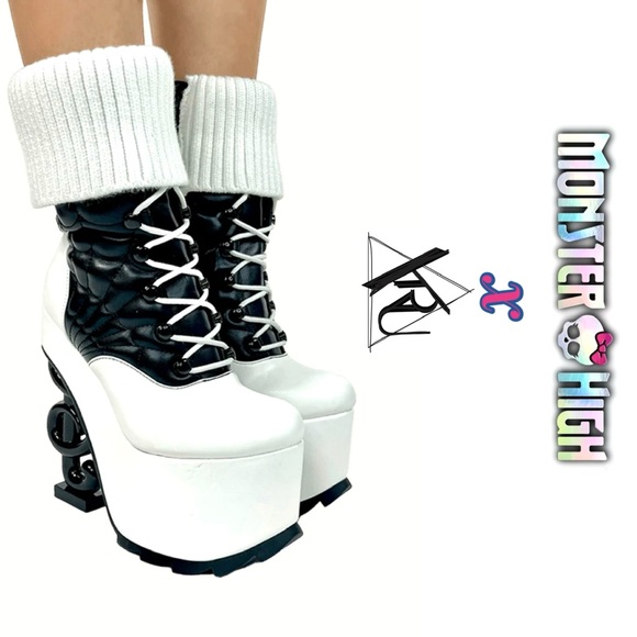YRU Shoes - RARE! 🎶 MONSTER HIGH X YRU Operetta Phantom Platform Boots Black/White Sz 8 🎵